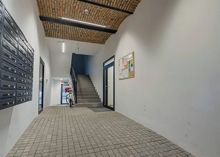 Apartment Sunset - Free Parking - Fast Internet - Close To Everything